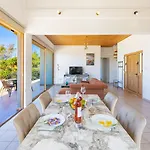 Villa Kochili